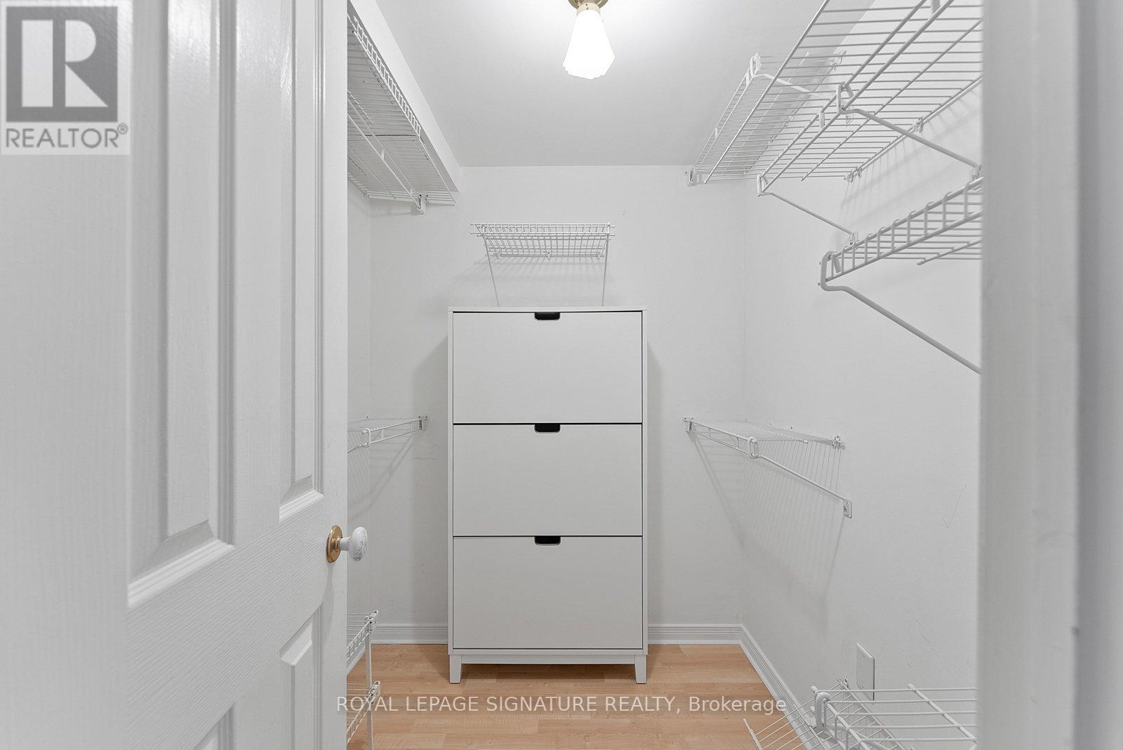 206 - 18 Hollywood Avenue, Toronto, Ontario  M2N 6P5 - Photo 18 - C13681484
