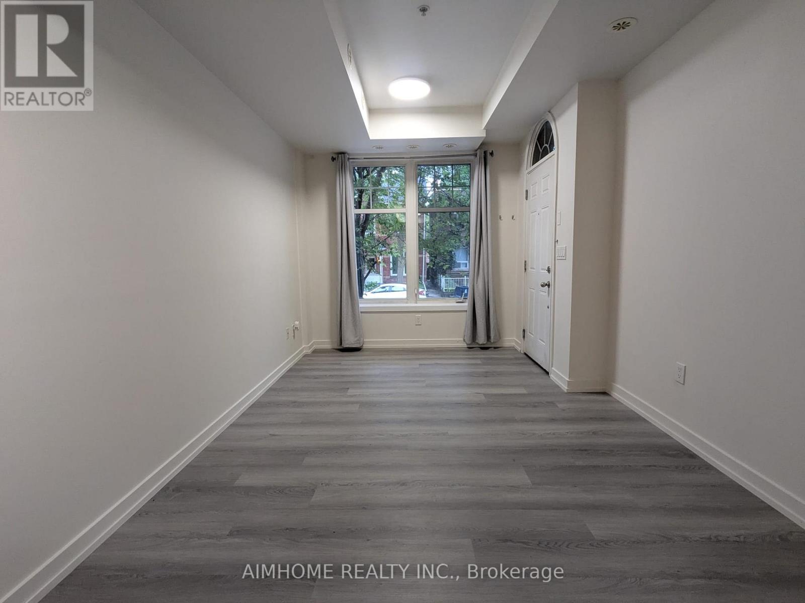 40 - 140 Broadview Avenue, Toronto, Ontario  M4M 0A8 - Photo 2 - E13681424
