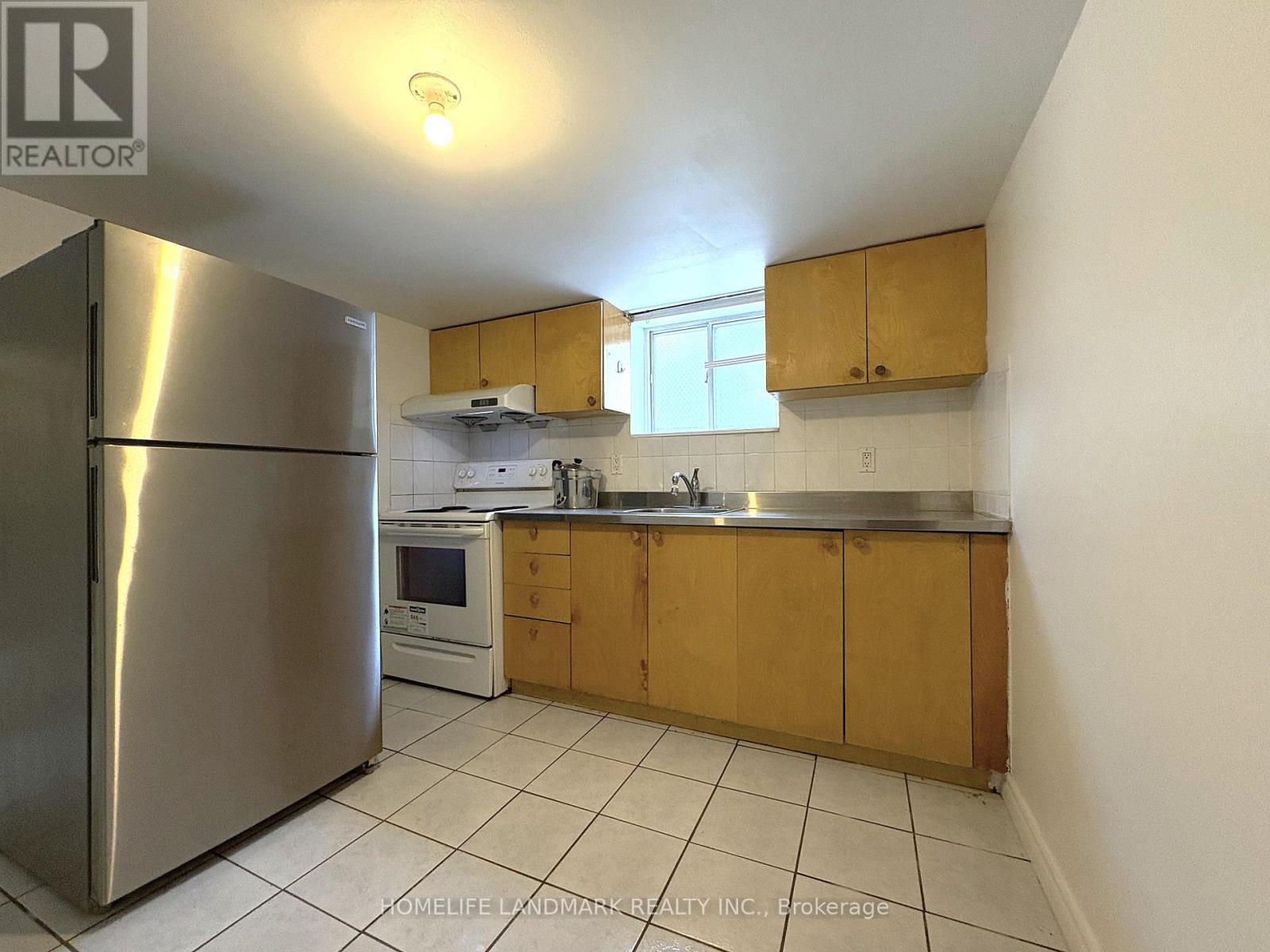 Basement - 9 Lamont Avenue, Toronto, Ontario  M1S 1A8 - Photo 5 - E13681460