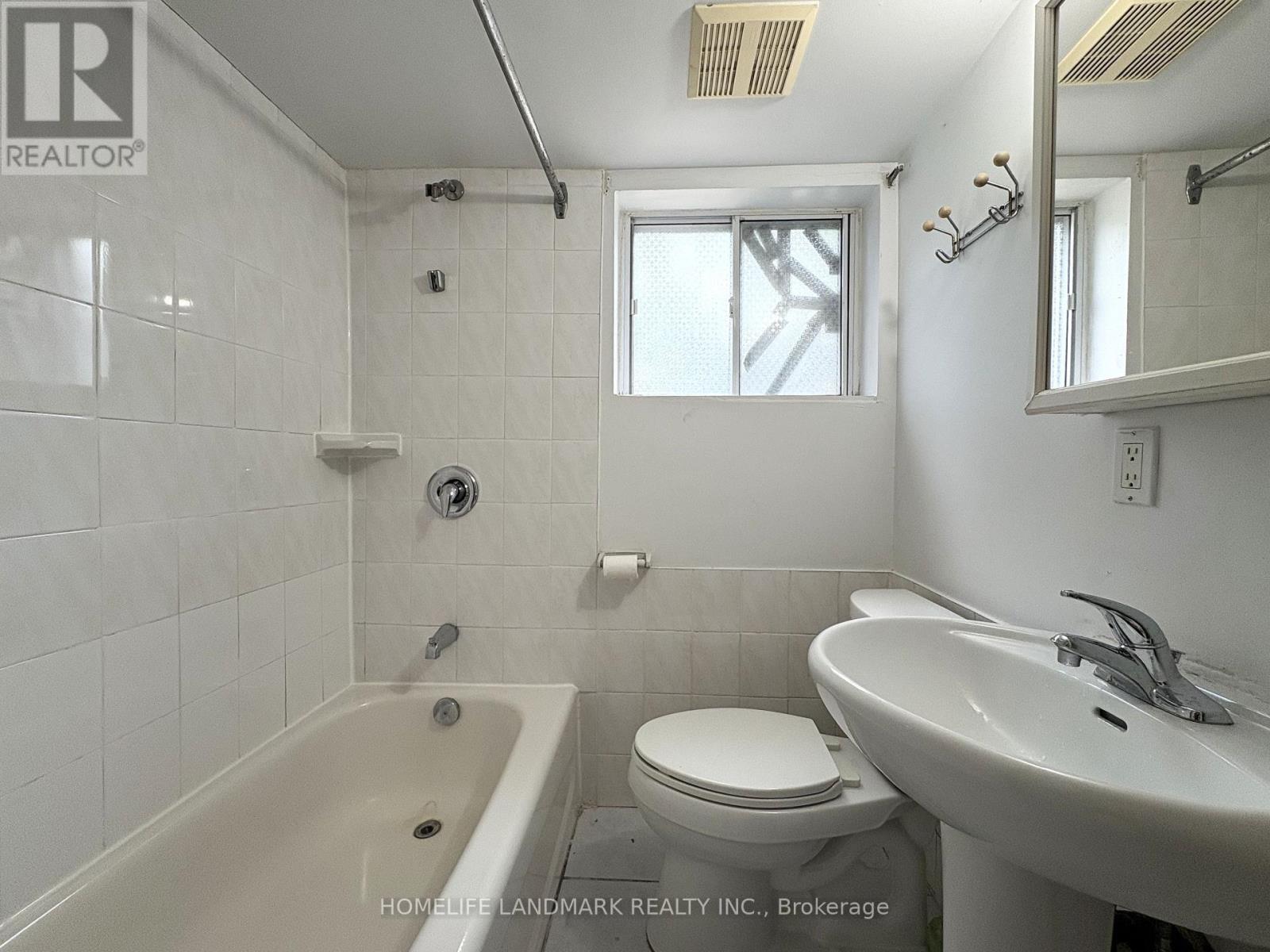 Basement - 9 Lamont Avenue, Toronto, Ontario  M1S 1A8 - Photo 9 - E13681460