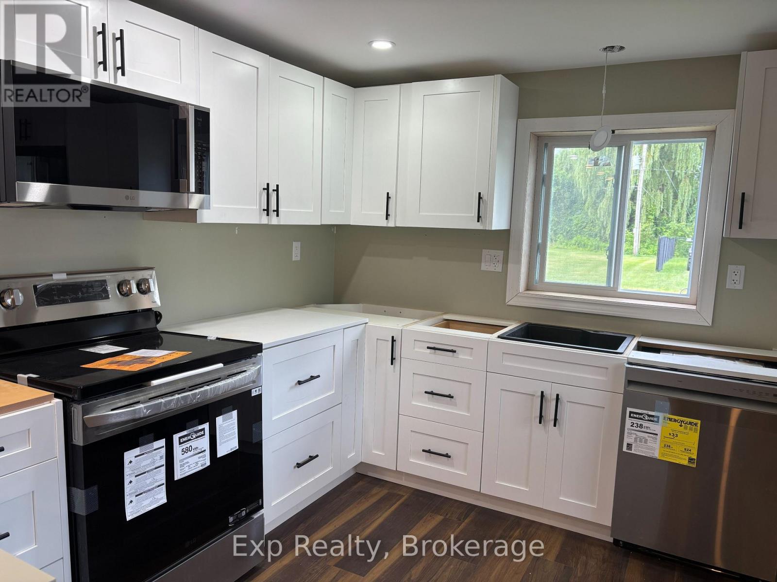 28 - 529 Old 2 Highway, Quinte West, Ontario  K8P 5V5 - Photo 4 - X13681472