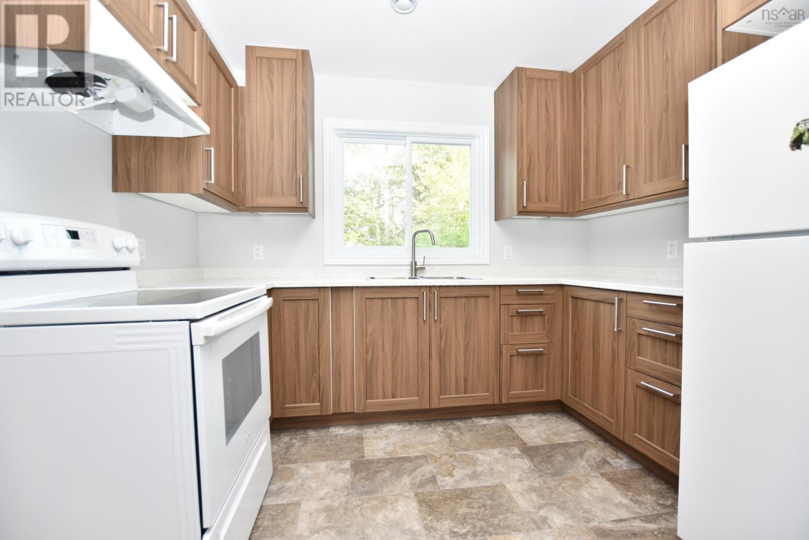 33 Denneb Crescent, Lower Sackville, Nova Scotia  B4E 1T8 - Photo 9 - 202620720