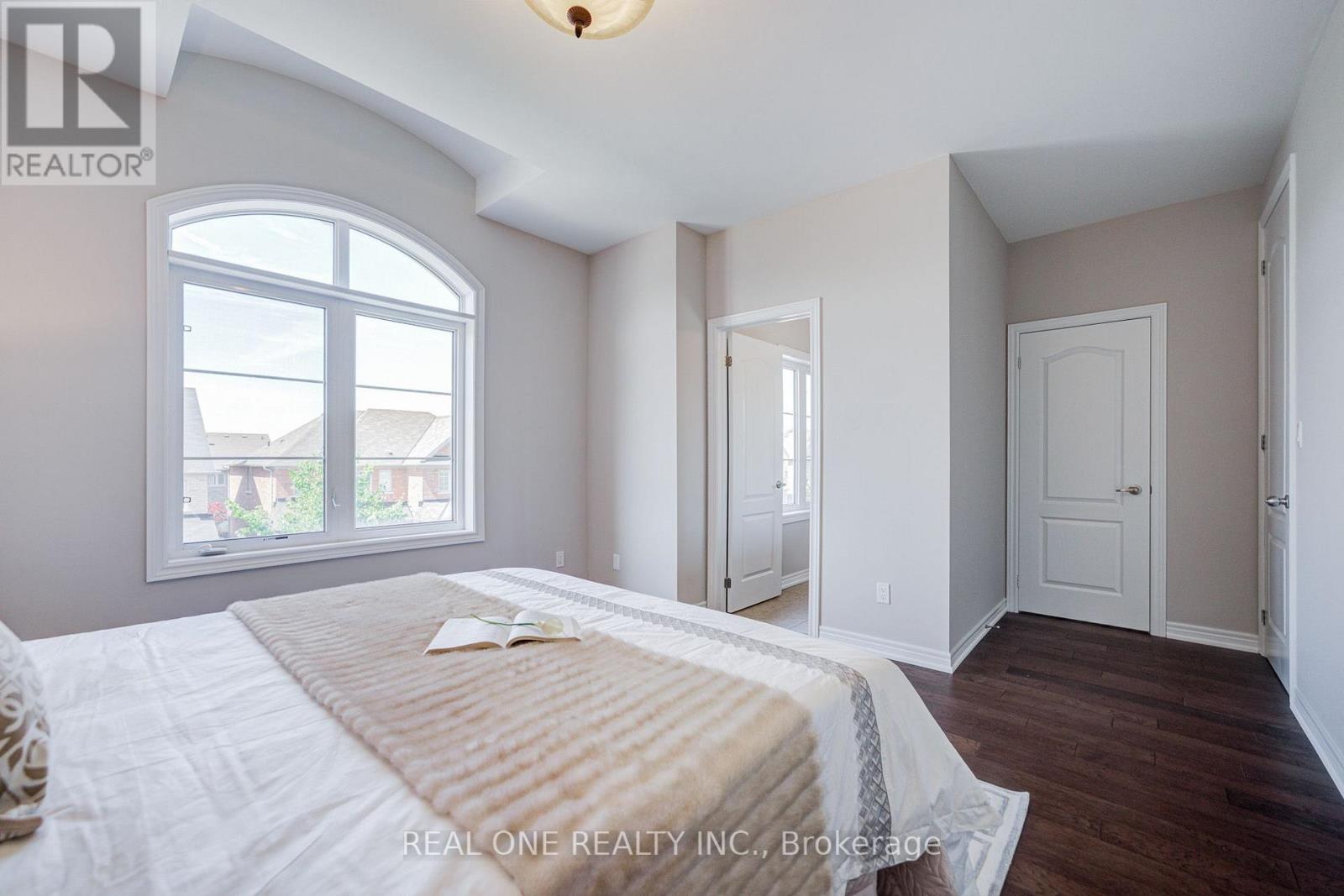 66 Wozniak Crescent, Markham, Ontario  L6E 0L4 - Photo 38 - N13681398
