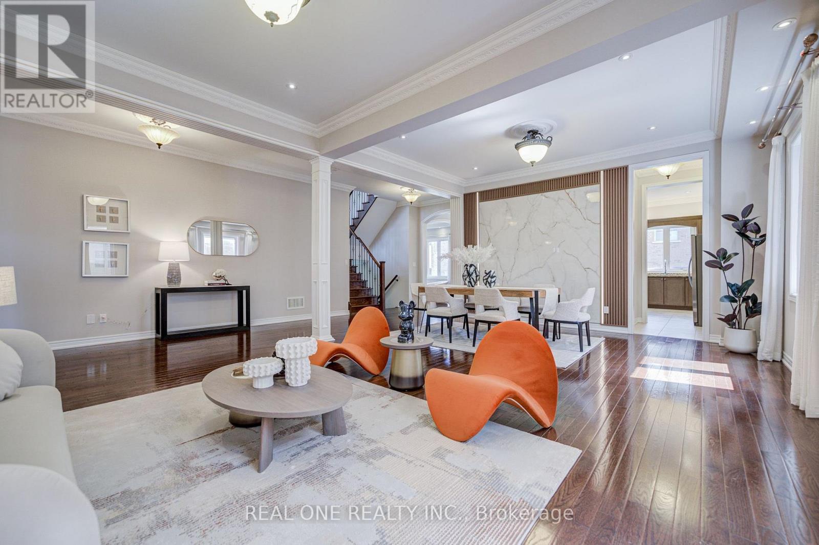 66 Wozniak Crescent, Markham, Ontario  L6E 0L4 - Photo 8 - N13681398