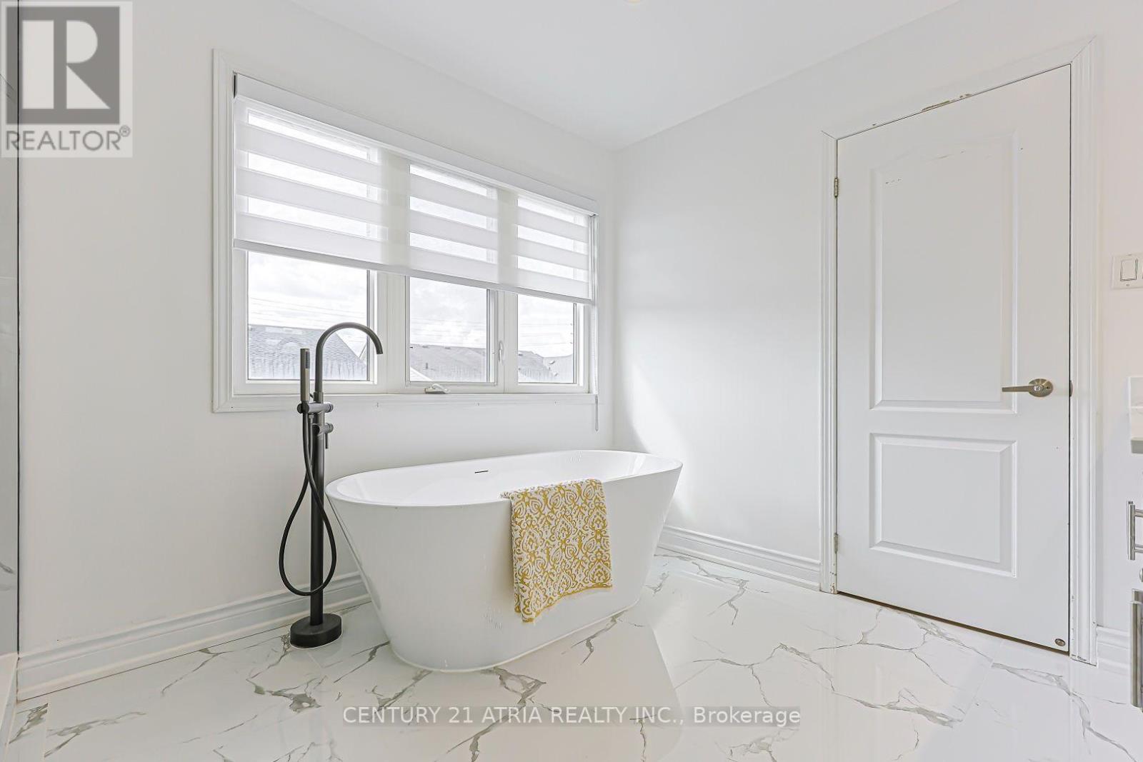 338 Carlissa Run, Newmarket, Ontario  L3X 3J9 - Photo 29 - N13681406