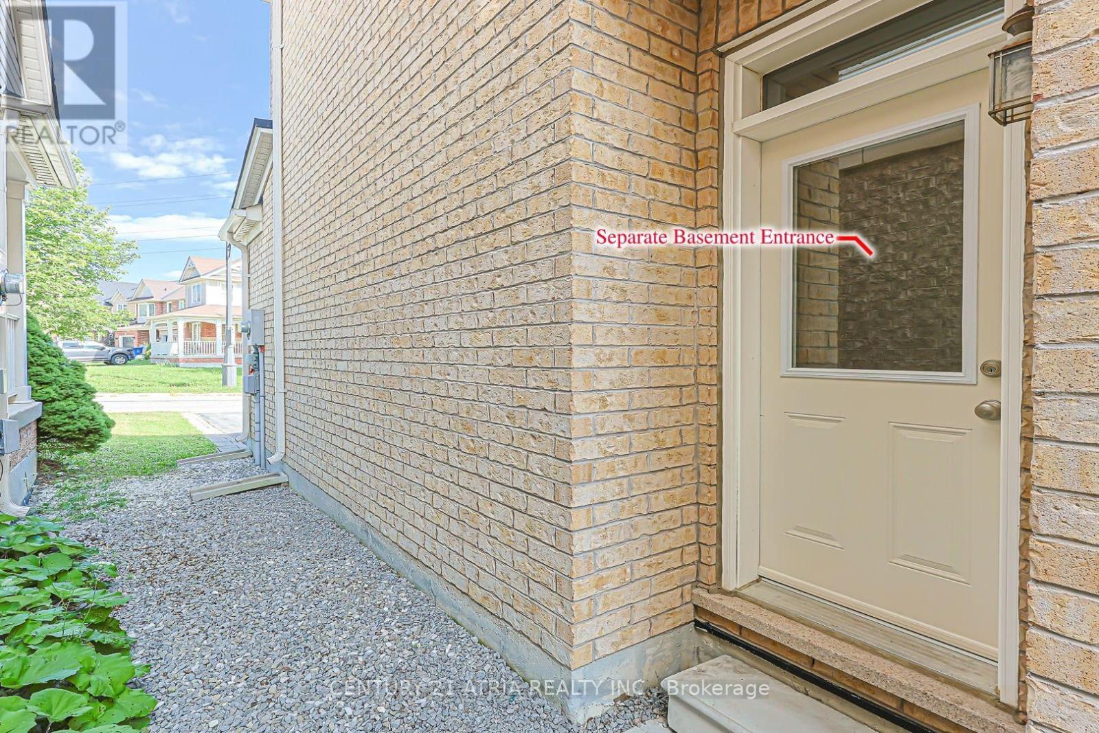 338 Carlissa Run, Newmarket, Ontario  L3X 3J9 - Photo 39 - N13681406