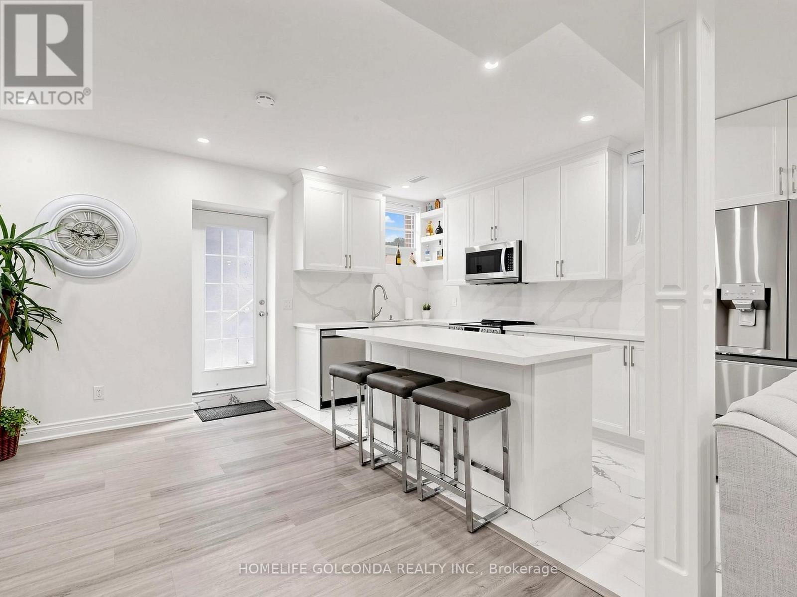 73 Menotti Drive, Richmond Hill, Ontario  L4E 1G7 - Photo 39 - N13681420