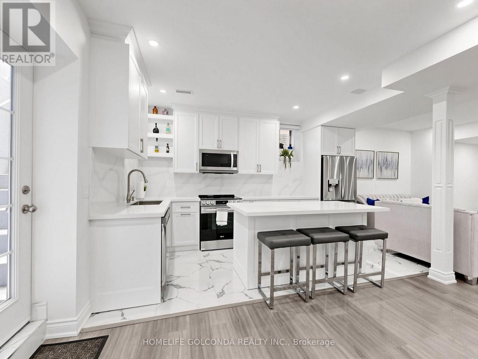73 Menotti Drive, Richmond Hill, Ontario  L4E 1G7 - Photo 41 - N13681420
