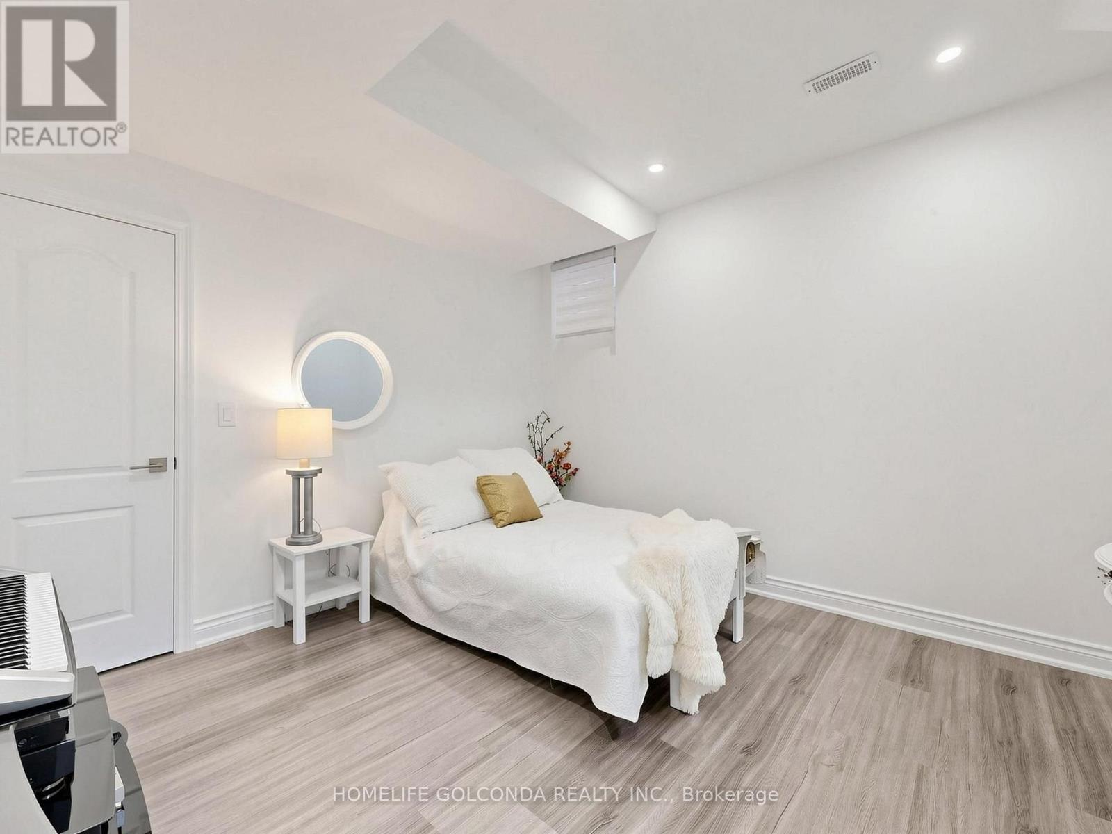 73 Menotti Drive, Richmond Hill, Ontario  L4E 1G7 - Photo 43 - N13681420