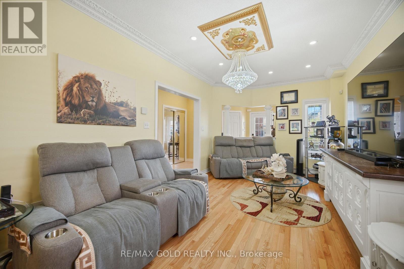 15 Denim Drive, Brampton, Ontario  L6P 1K4 - Photo 11 - W13681444