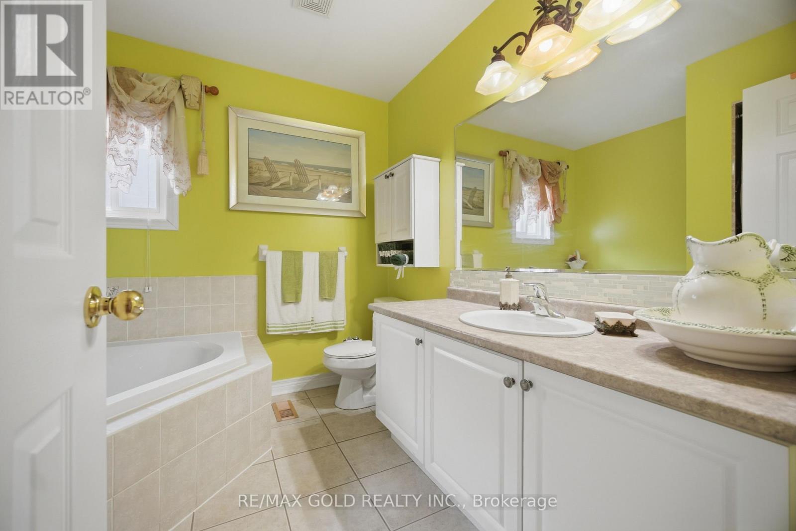 15 Denim Drive, Brampton, Ontario  L6P 1K4 - Photo 28 - W13681444