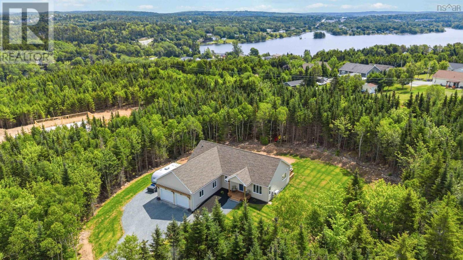77 Whisper Ridge, Porters Lake, Nova Scotia  B3E 1J6 - Photo 46 - 202617493