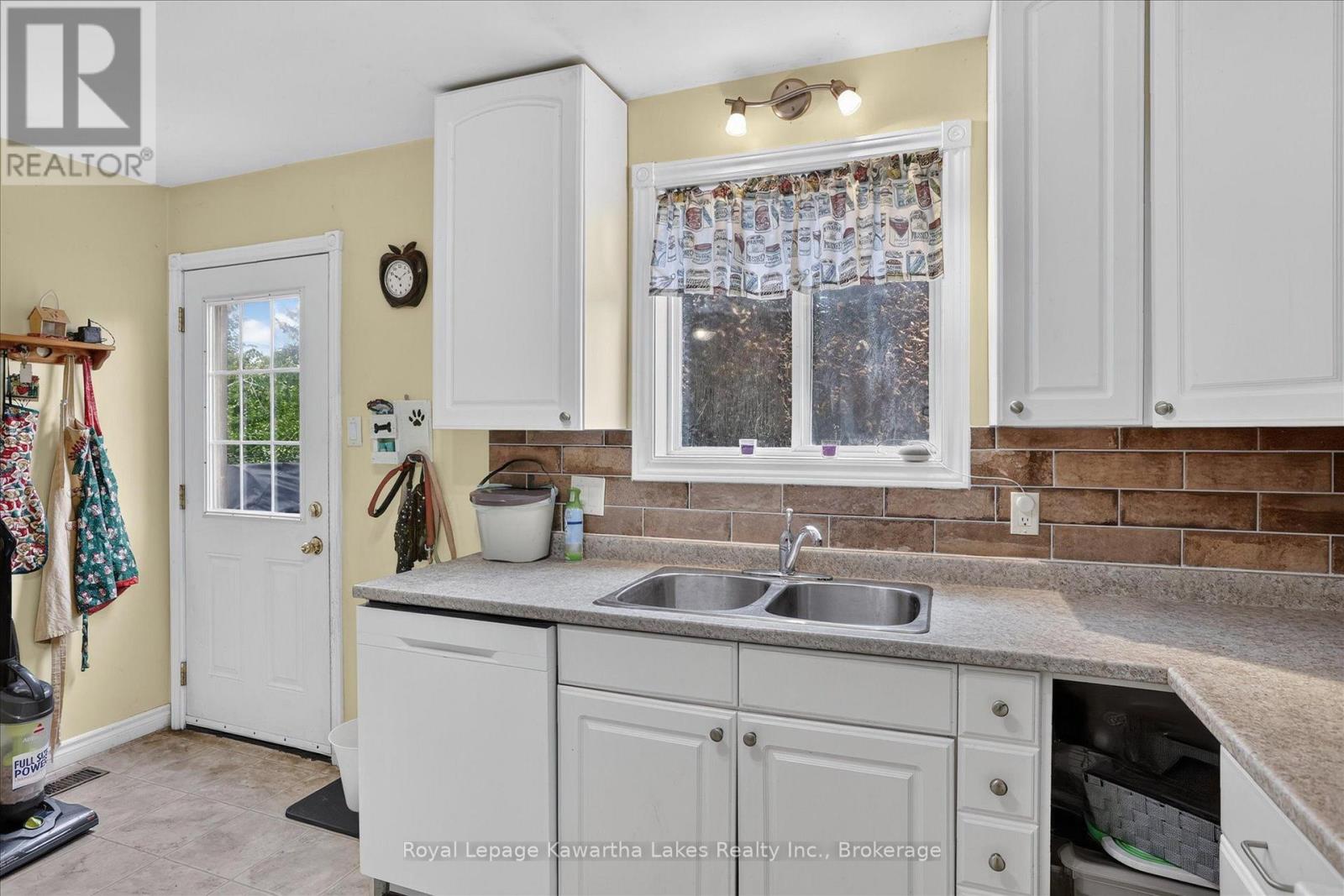 17 Crandall Street, Kawartha Lakes, Ontario  K9V 1R9 - Photo 17 - X13681514