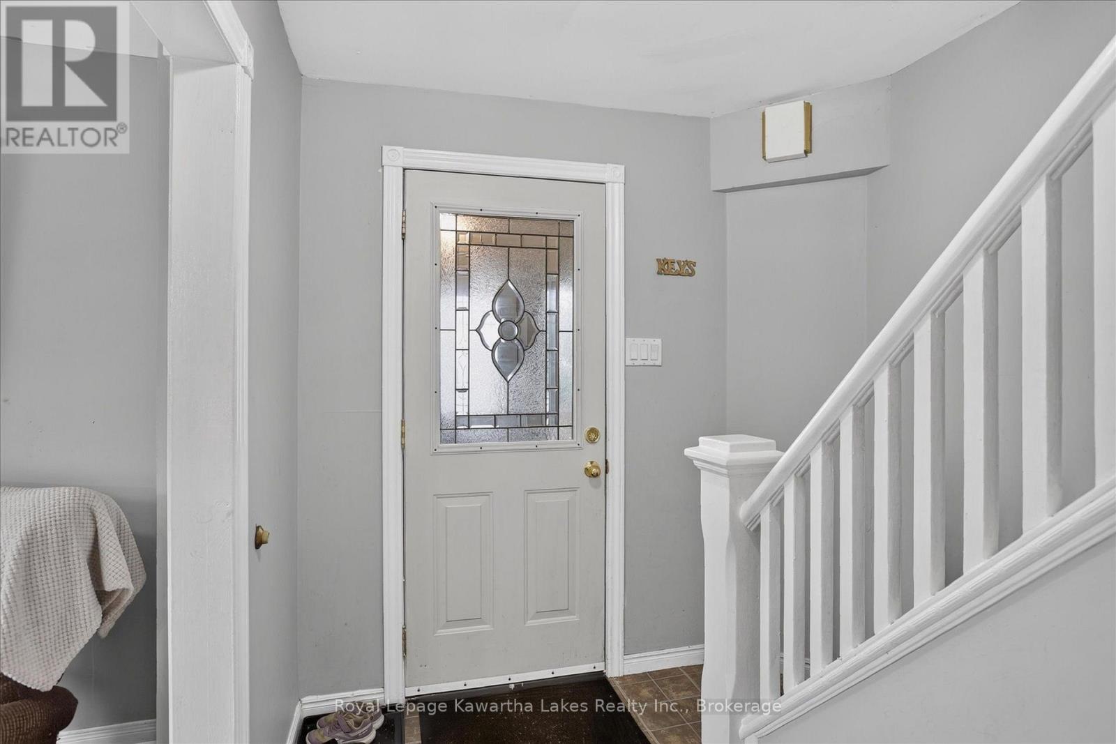 17 Crandall Street, Kawartha Lakes, Ontario  K9V 1R9 - Photo 8 - X13681514