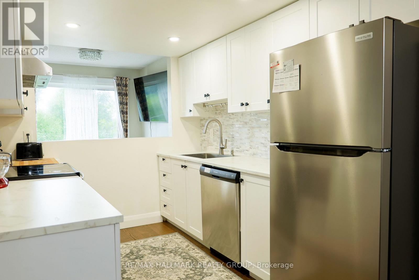 44 Winnegreen Court, Ottawa, Ontario  K1G 5S2 - Photo 14 - X13681488