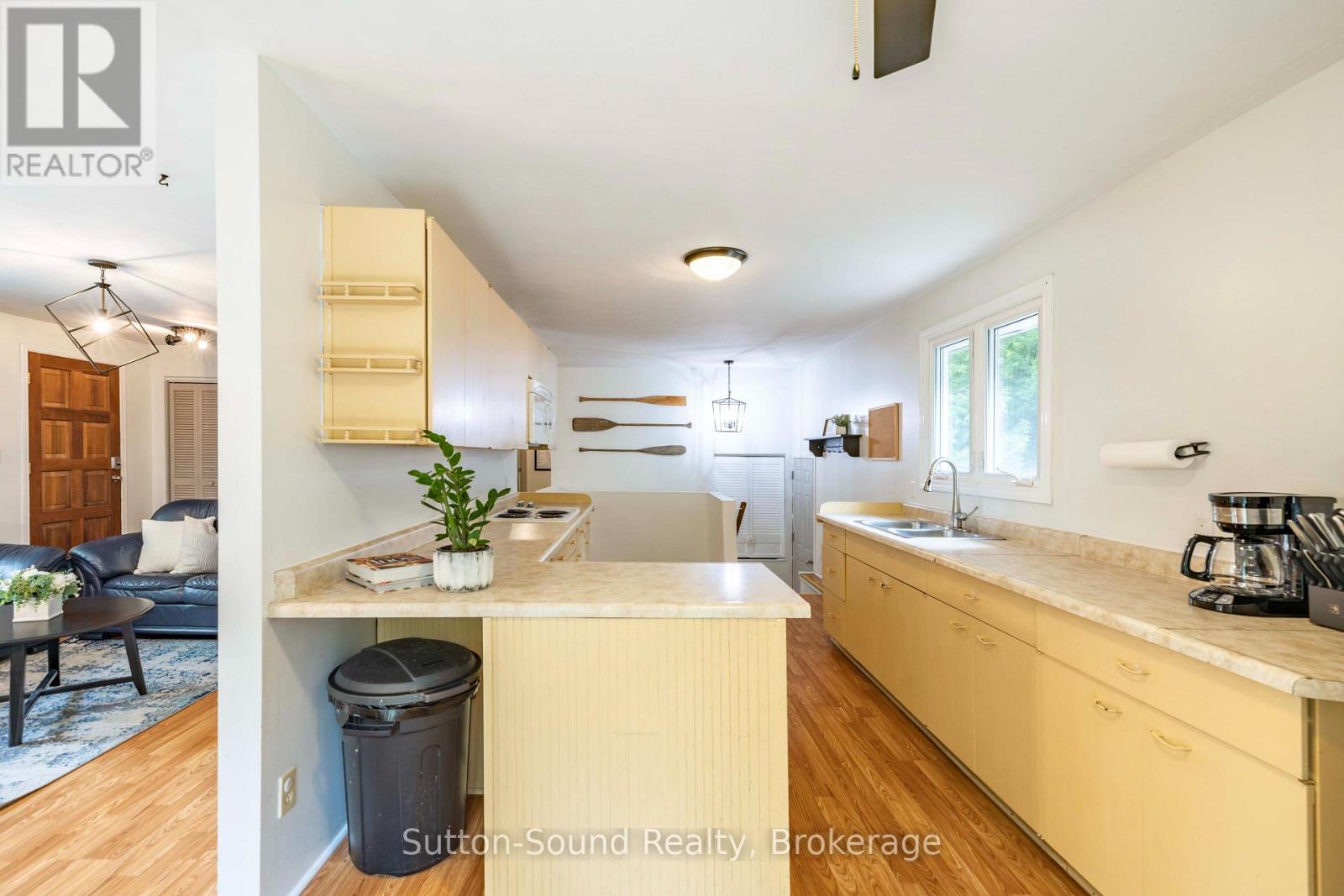 54 Roth Drive, South Bruce Peninsula, Ontario  N0H 2T0 - Photo 13 - X13681504