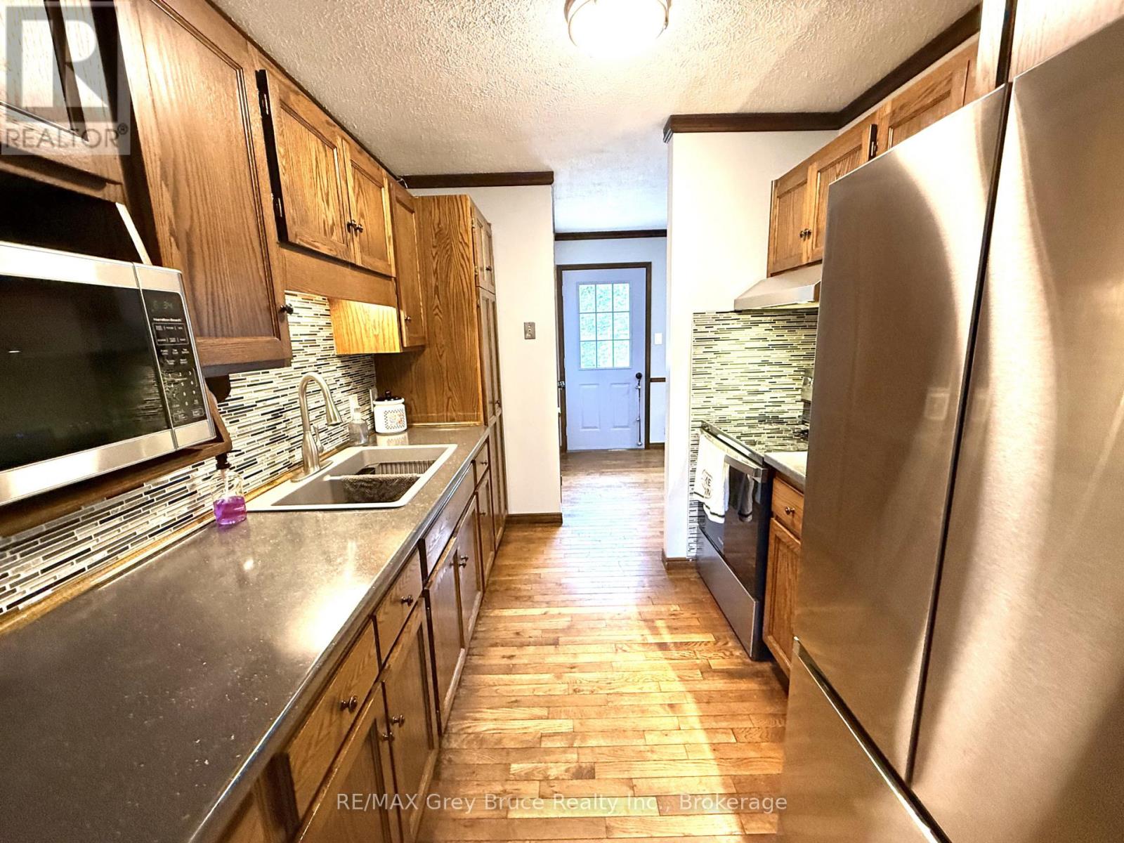 840 4th Street E, Owen Sound, Ontario  N4K 1B6 - Photo 8 - X13681528
