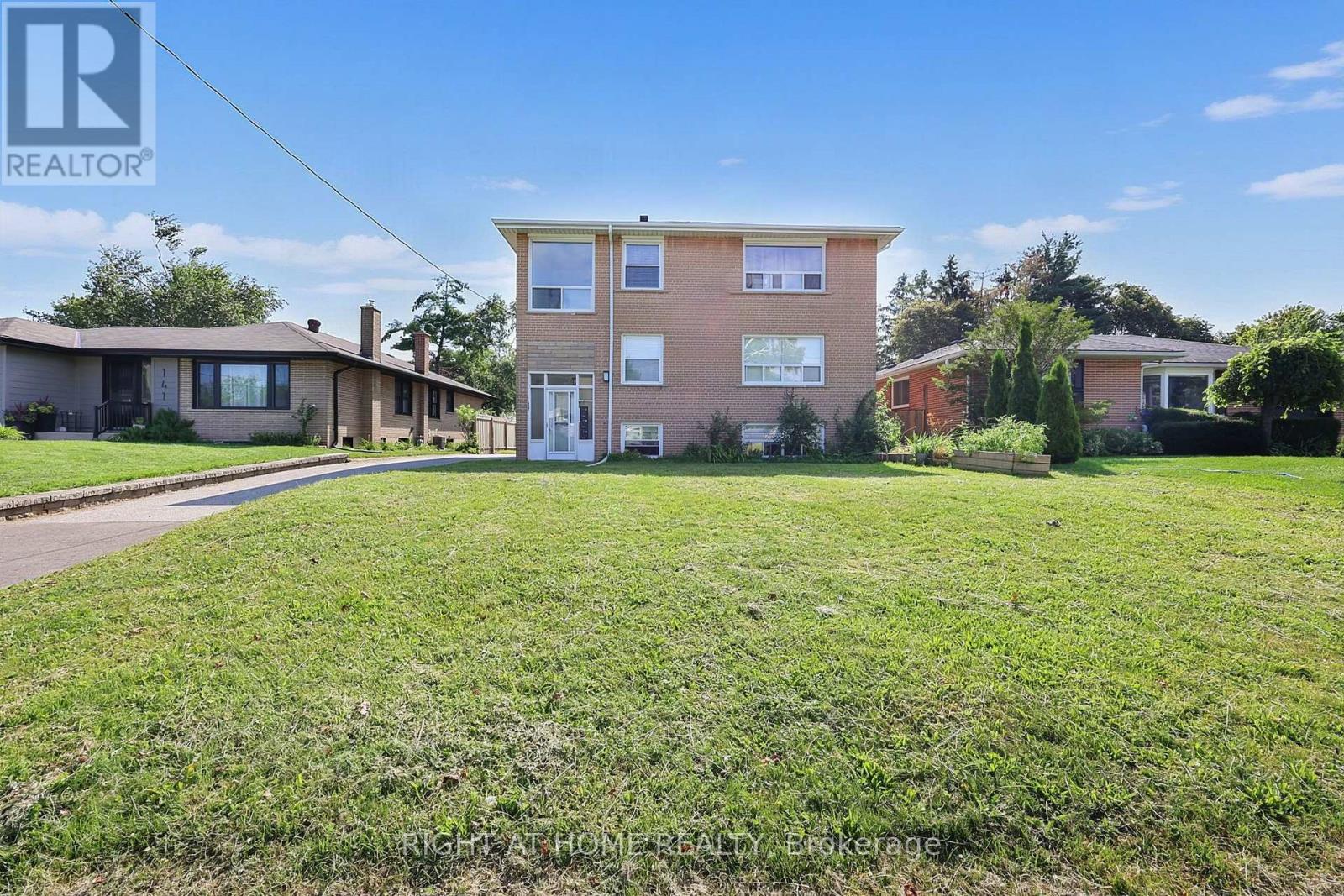 137 Vancouver Street, Barrie (Codrington), Ontario  L4M 4M5 - Photo 2 - S13681520