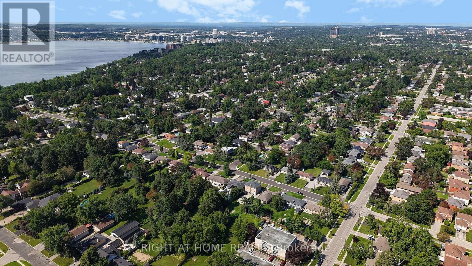 137 Vancouver Street, Barrie (Codrington), Ontario  L4M 4M5 - Photo 43 - S13681520