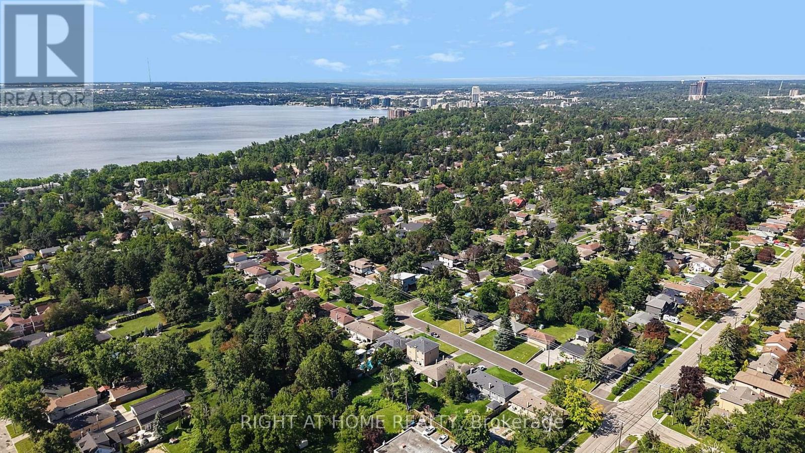 137 Vancouver Street, Barrie (Codrington), Ontario  L4M 4M5 - Photo 46 - S13681520