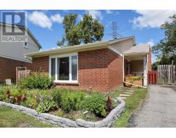 404 BURNLEY COURT, Oshawa, Ontario
