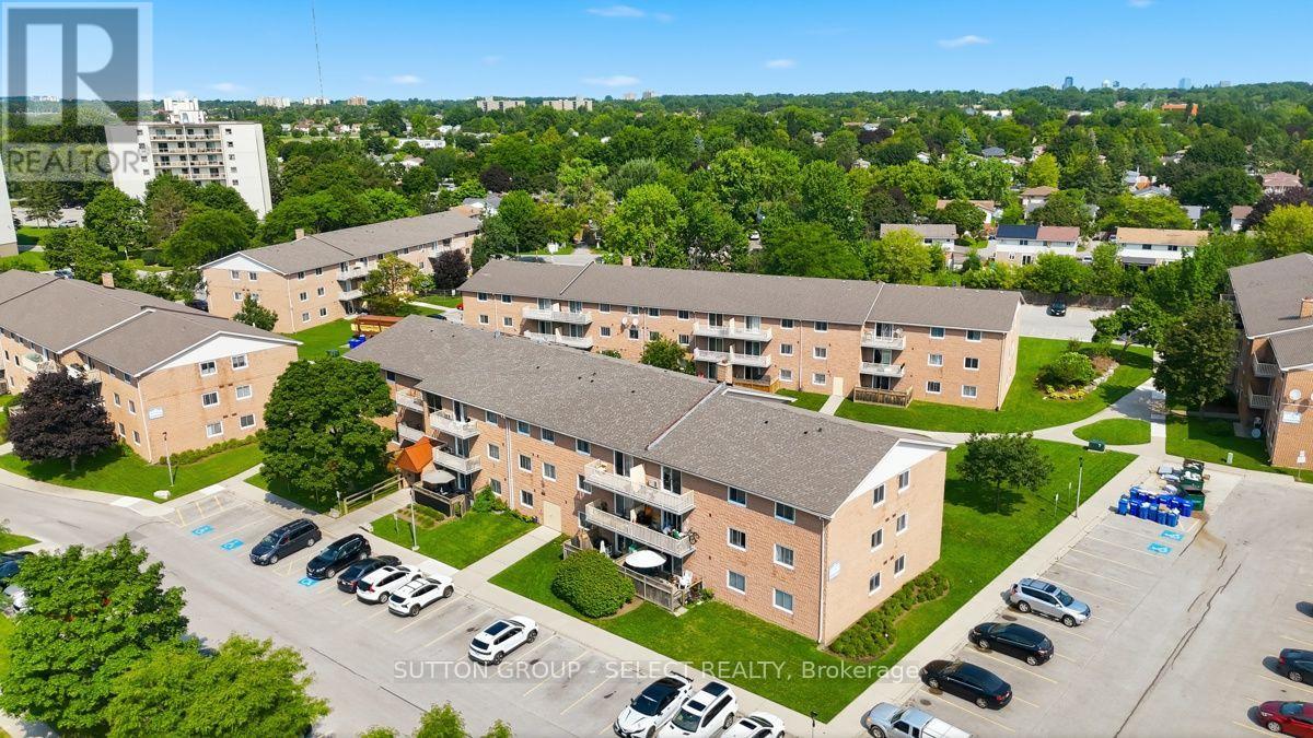 304 - 1582 Ernest Avenue, London South, Ontario  N6B 2G5 - Photo 1 - X13681544