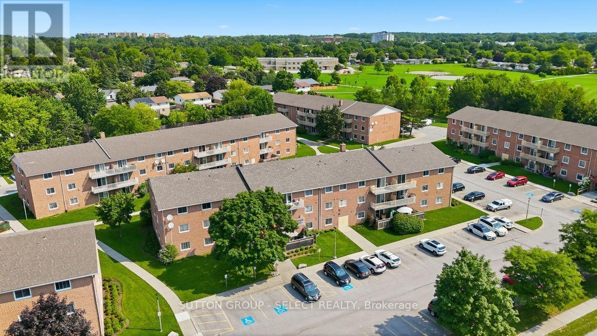304 - 1582 Ernest Avenue, London South, Ontario  N6B 2G5 - Photo 3 - X13681544