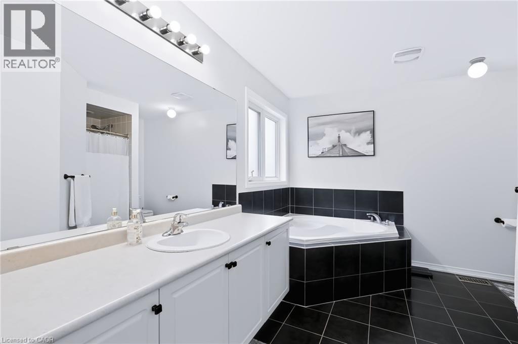 58 Bisset Avenue, Brantford, Ontario  N3T 0H3 - Photo 25 - 40853176