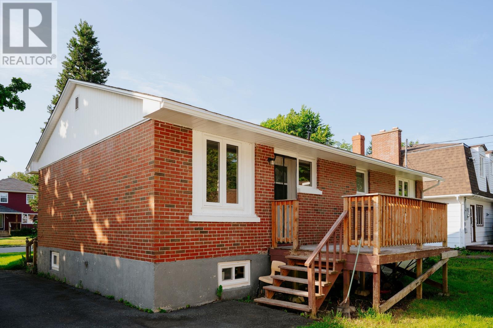 49 Hawker Crescent, Gander — photo 40