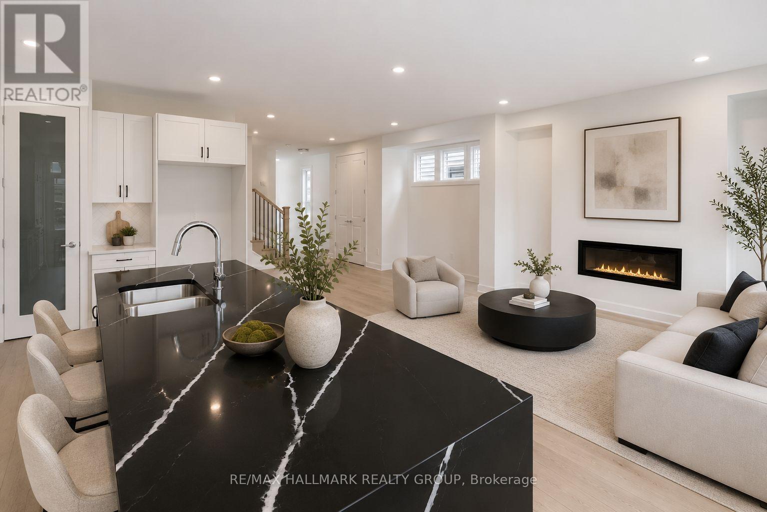614 Roundhouse Crescent, Ottawa, Ontario  K2S 1K4 - Photo 4 - X13681574