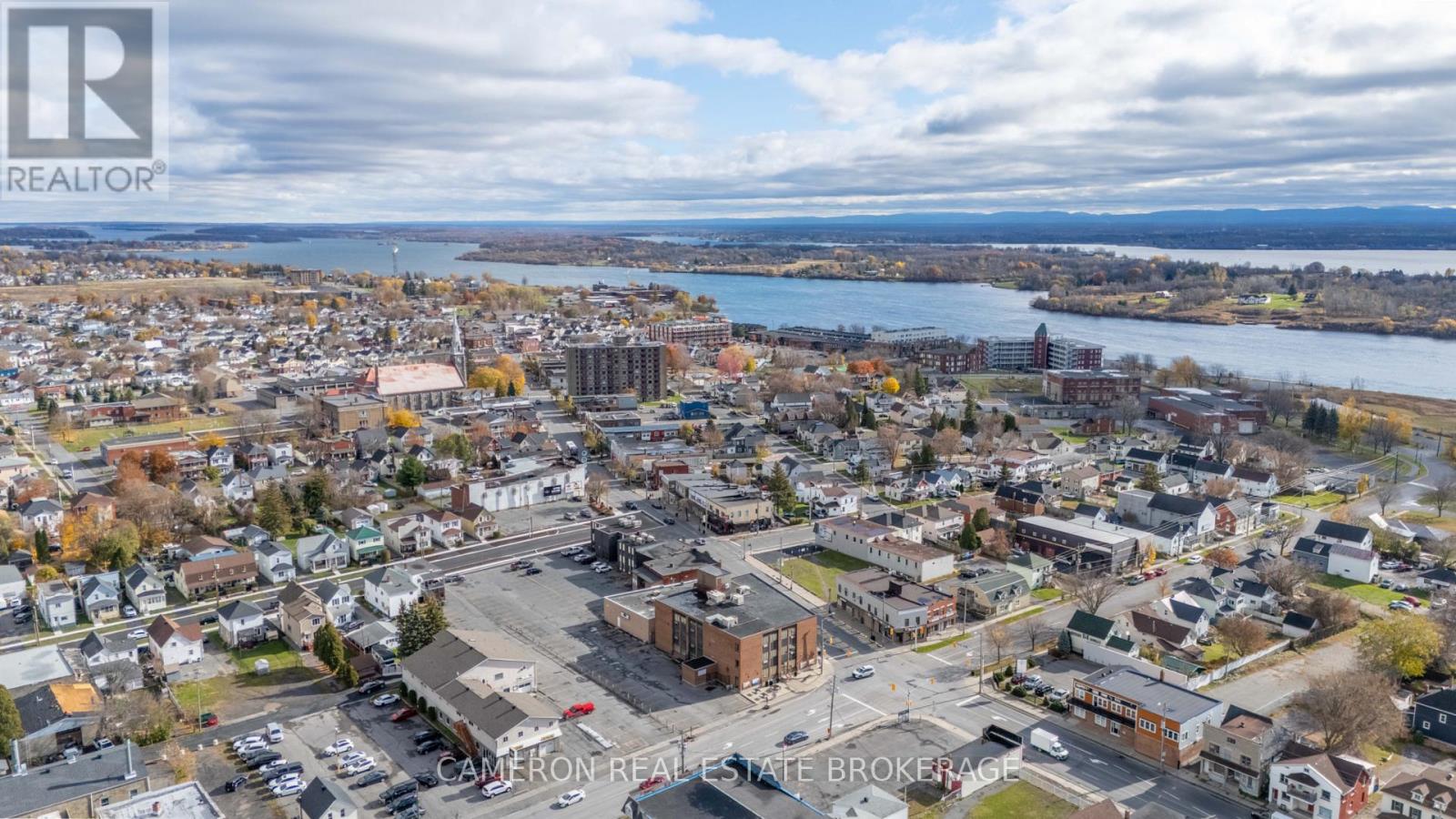 4 Montreal Road, Cornwall, Ontario K6H 1B1 - Photo 4 - X13592896