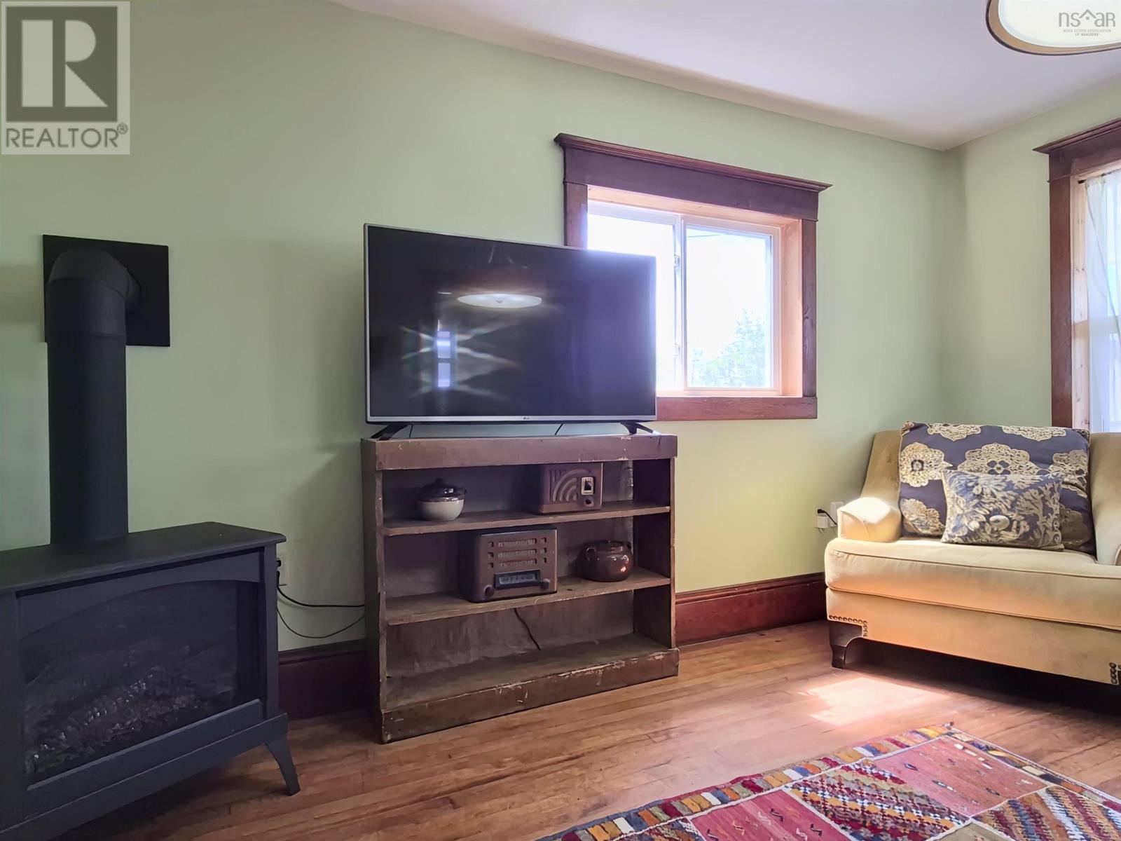 7 Lorne Street, Springhill, Nova Scotia  B0M 1X0 - Photo 19 - 202611887