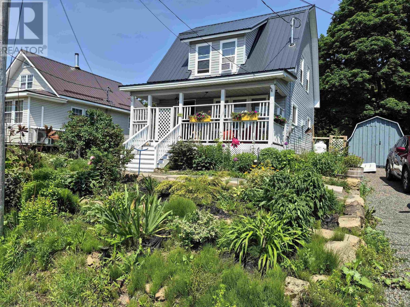 7 Lorne Street, Springhill, Nova Scotia  B0M 1X0 - Photo 4 - 202611887