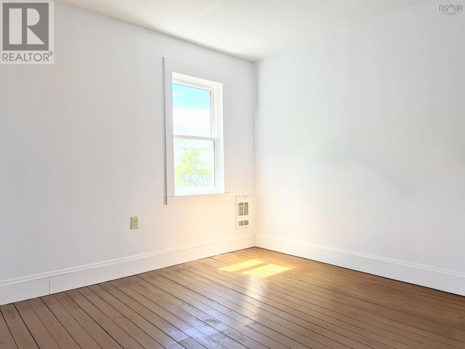 7 Lorne Street, Springhill, Nova Scotia  B0M 1X0 - Photo 36 - 202611887