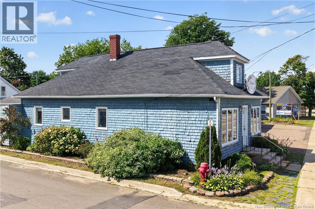 9416 Main Street, Richibucto, New Brunswick  E4W 4E2 - Photo 4 - NB145624