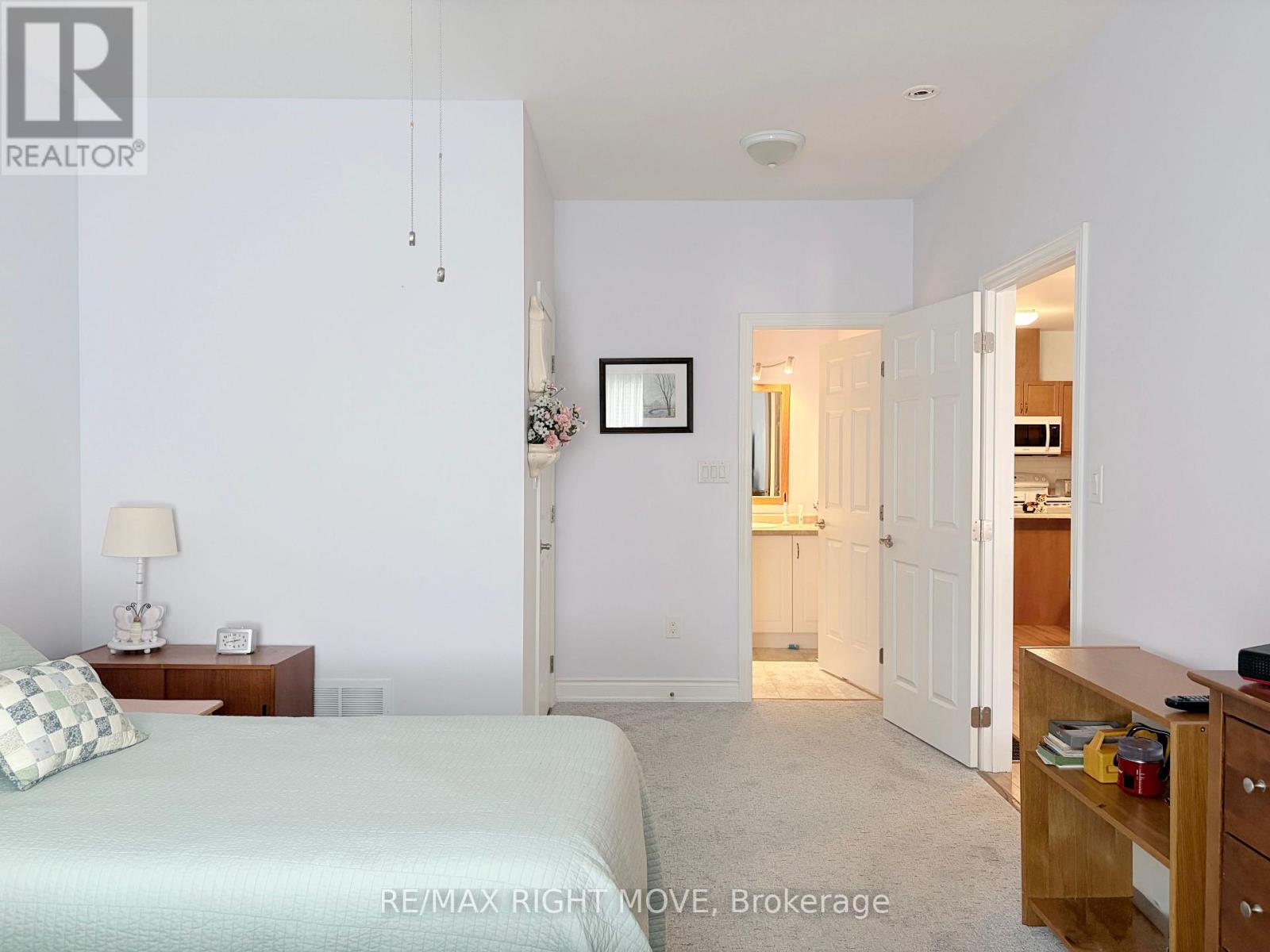 11 Danny Drive, Orillia, Ontario  L3V 0G3 - Photo 10 - S13681550