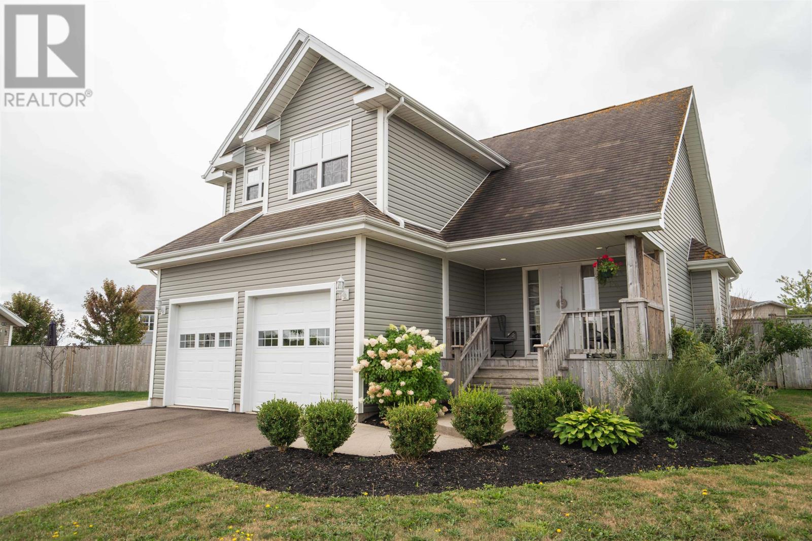 11 Lily Court, Stratford, Prince Edward Island  C1B 0H6 - Photo 2 - 202620730