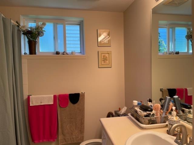 15622 Thrift Avenue, White Rock, British Columbia  V4B 2M2 - Photo 10 - R3155873