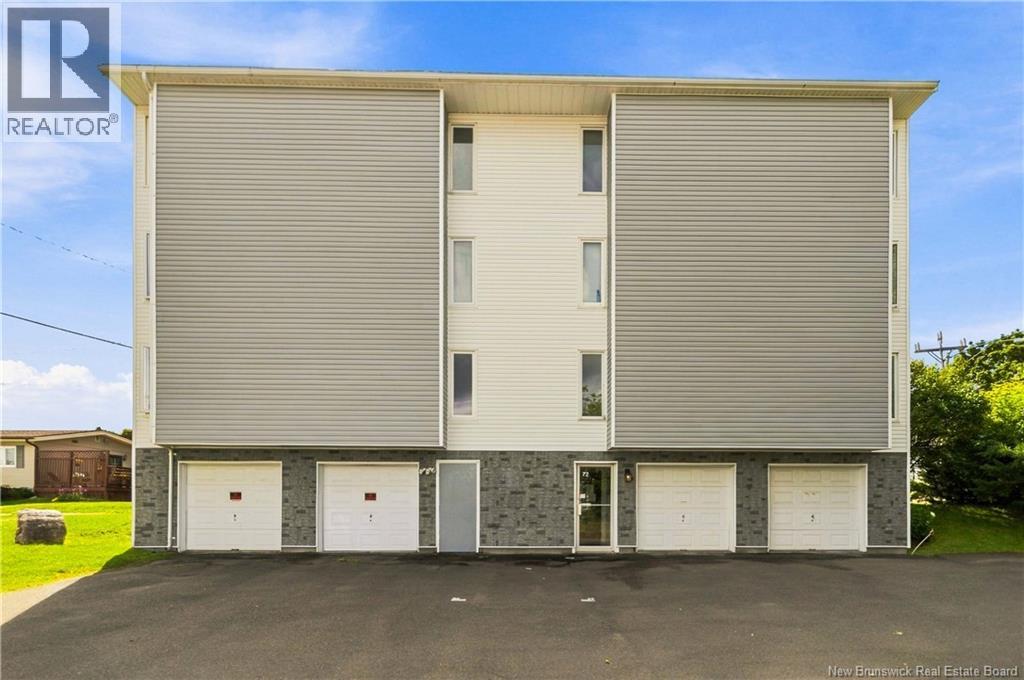 72 Kendra Unit #1 Street, Moncton, New Brunswick  E1C 4J9 - Photo 1 - NB146101