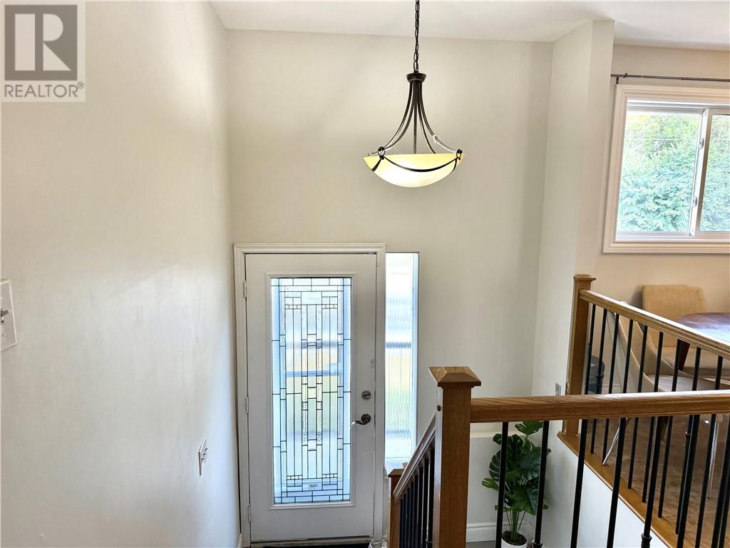 1505 Gary Avenue, Sudbury, Ontario  P3A 4G2 - Photo 3 - 2129838