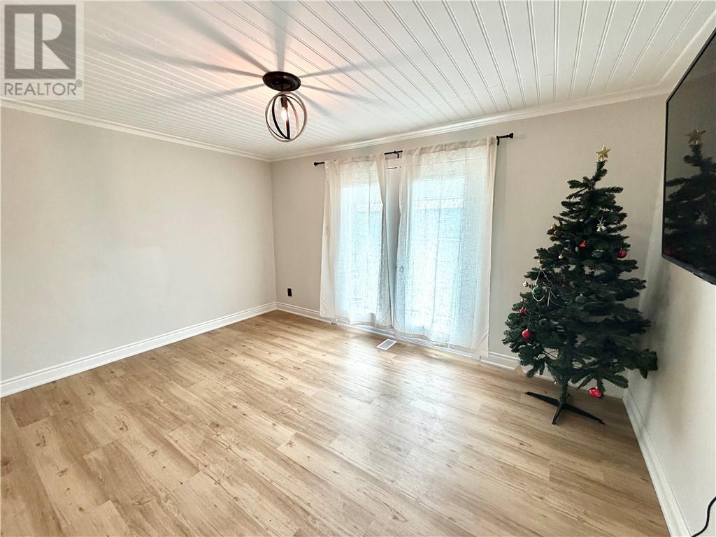 1505 Gary Avenue, Sudbury, Ontario  P3A 4G2 - Photo 6 - 2129838