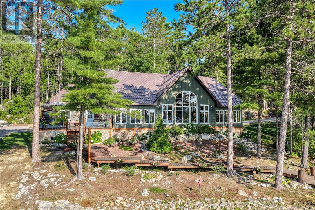 436 Fox Road, Wahnapitae, Ontario  P0M 3C0 - Photo 2 - 2129827