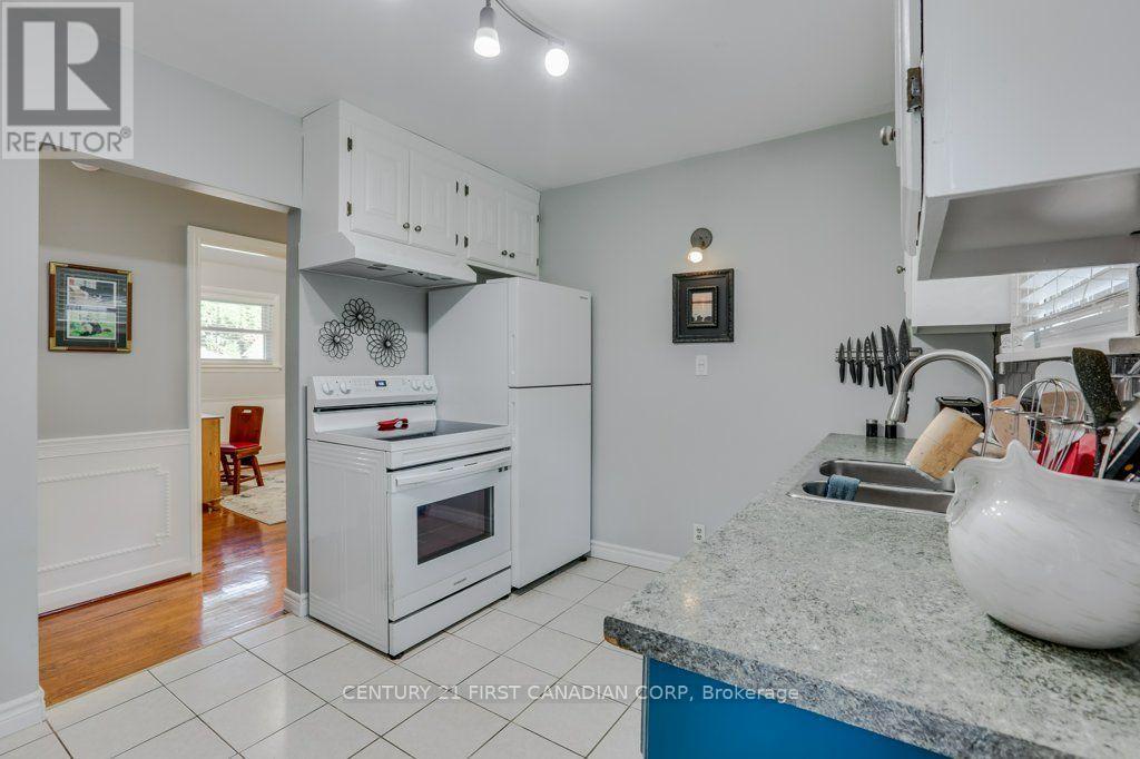 62 Thorncrest Crescent, London South, Ontario  N6J 1K3 - Photo 10 - X13681620