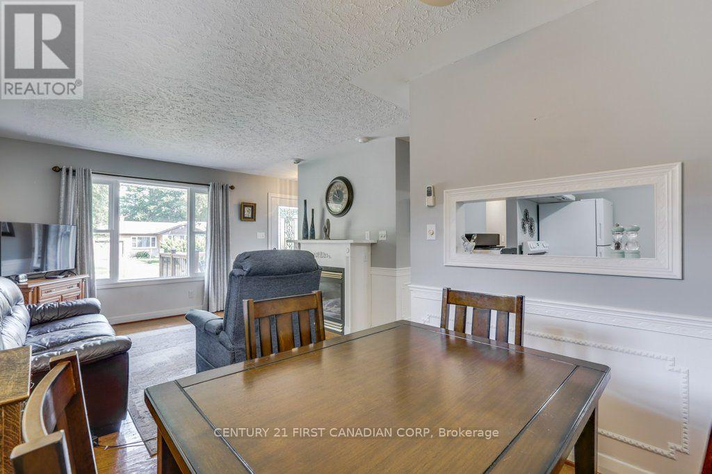 62 Thorncrest Crescent, London South, Ontario  N6J 1K3 - Photo 8 - X13681620