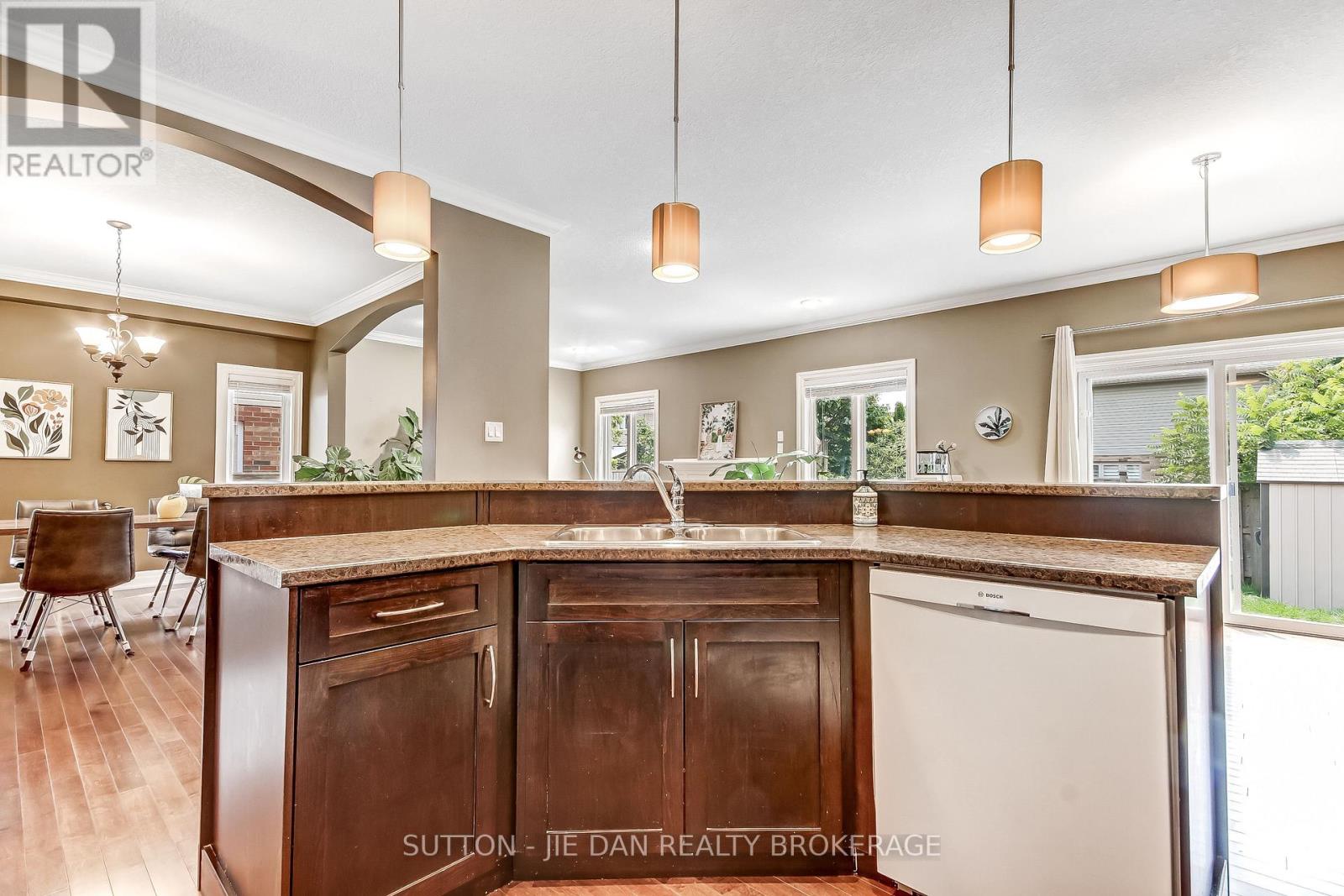 1511 Coronation Drive, London North, Ontario  N6G 5P6 - Photo 6 - X13681672