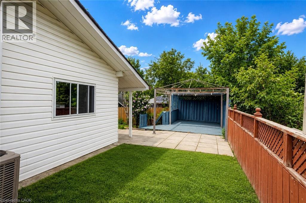 182 Avalon Place, Kitchener, Ontario  N2M 4N8 - Photo 32 - 40853431