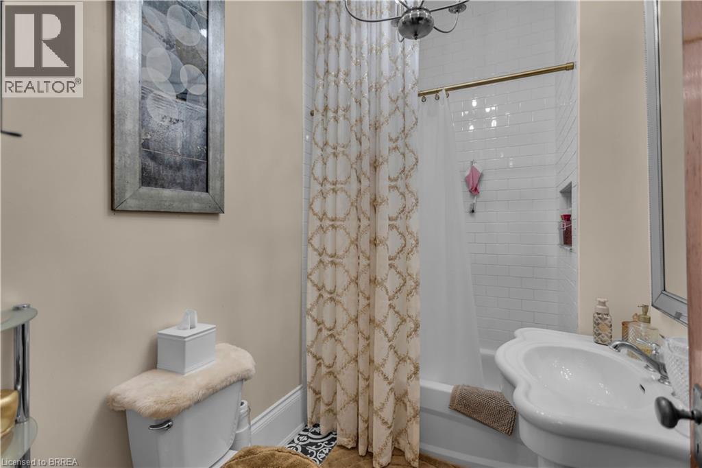 220 Sheridan Street, Brantford, Ontario  N3S 4R1 - Photo 20 - 40855553