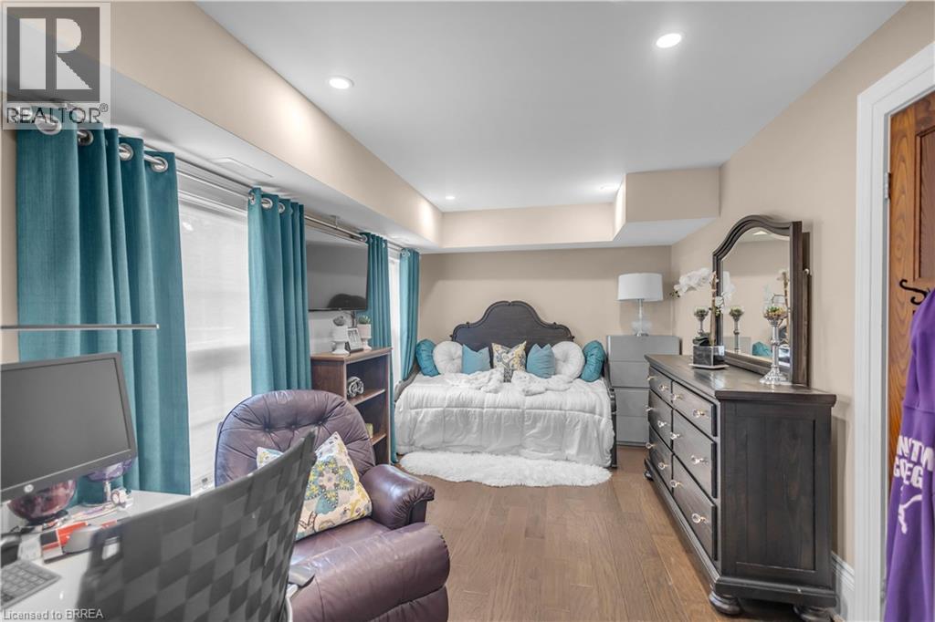 220 Sheridan Street, Brantford, Ontario  N3S 4R1 - Photo 25 - 40855553