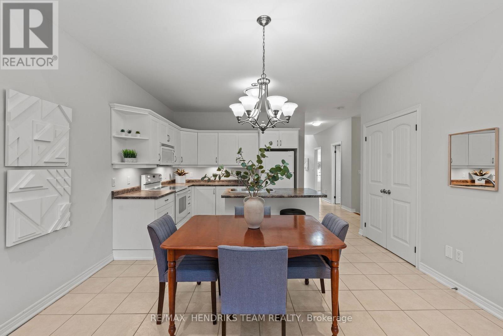 58 Videl Crescent N, St. Catharines, Ontario  L2W 0A3 - Photo 15 - X13681606