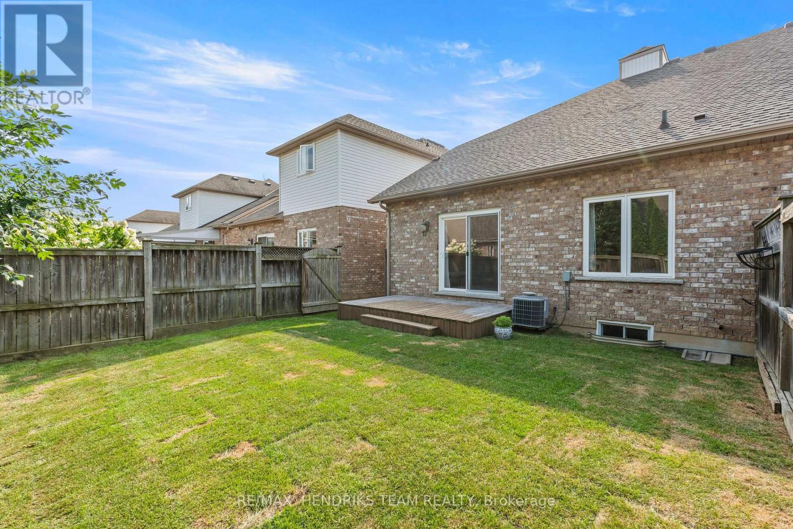 58 Videl Crescent N, St. Catharines, Ontario  L2W 0A3 - Photo 29 - X13681606
